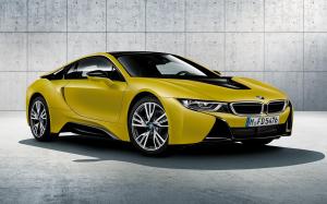 BMW i8 Frozen Yellow Edition 2017 года